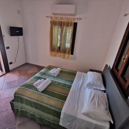 Eldivin Bed & Breakfast San Teodoro  Exterior photo