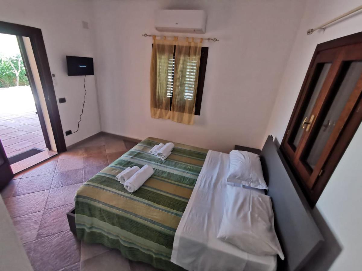 Eldivin Bed & Breakfast San Teodoro  Exterior photo