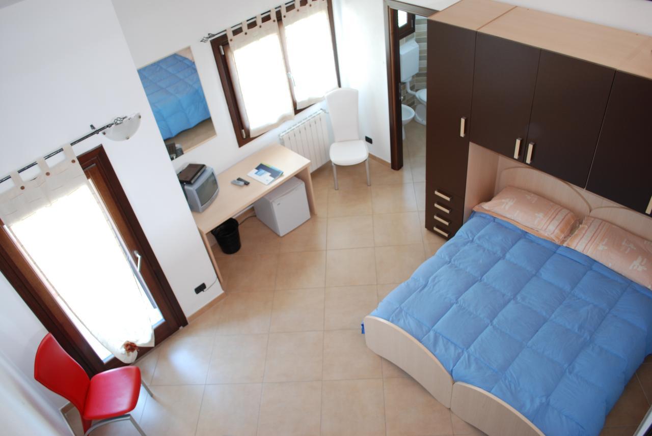Eldivin Bed & Breakfast San Teodoro  Exterior photo